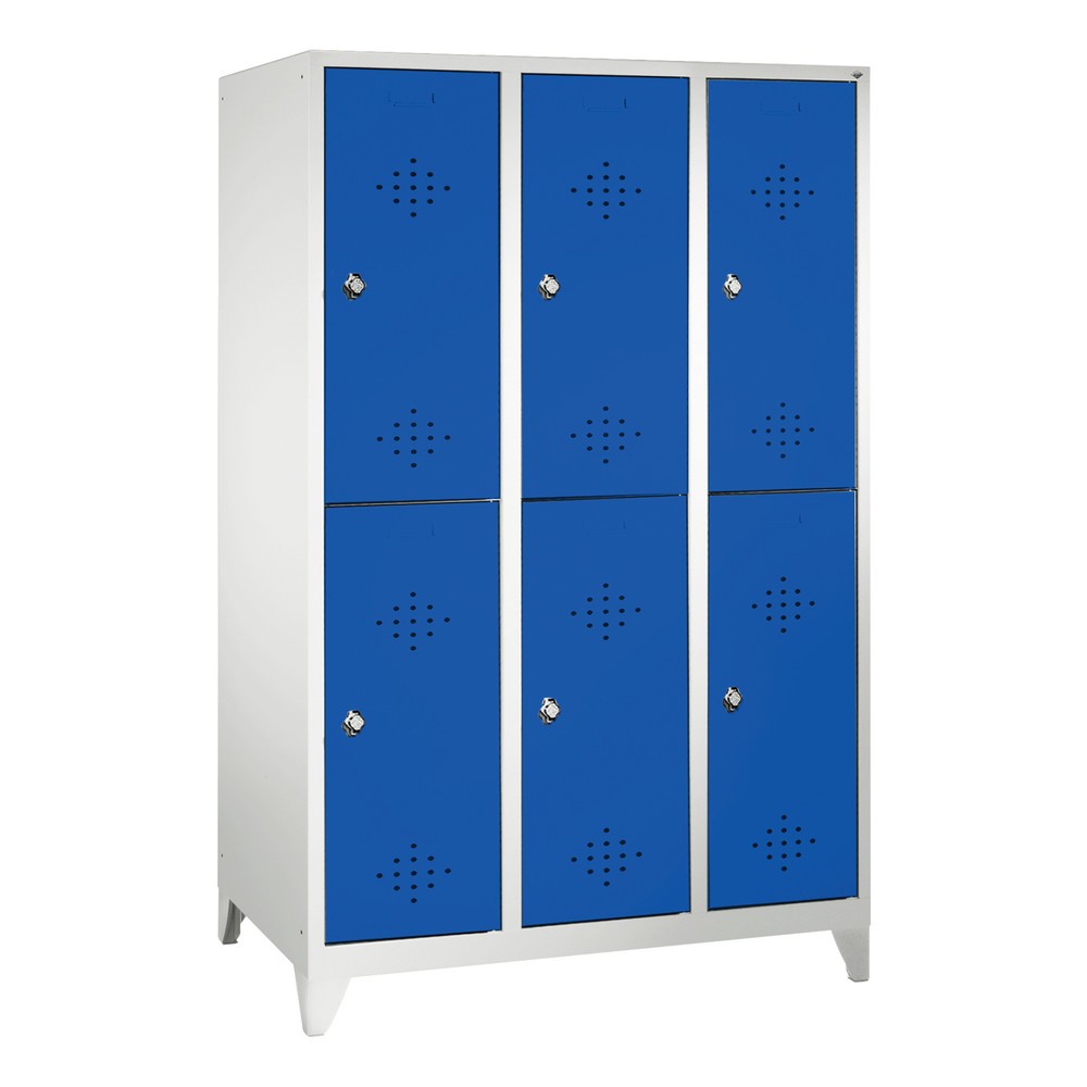 Armoire-penderie C+P Classic à deux niveaux, 3 compartiments, largeur des compartiments 400 mm, avec pieds, HxlxP 1 850x1 200x500 mm, RAL 7035 gris clair, RAL 5010 bleu gentiane