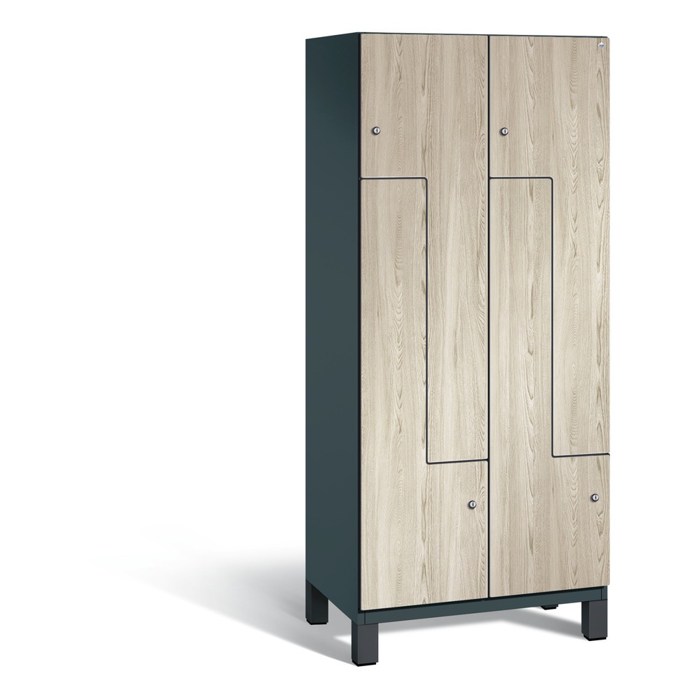 Armoire-penderie en Z Cambio C+P, 2 compartiments, largeur des compartiments 400 mm, HxlxP 1 980x800x525 mm, RAL 7016 gris anthracite, décor frêne Sen, pieds